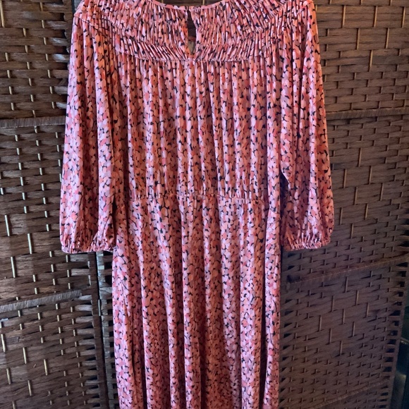 Donna Morgan Plus Dress - Picture 6 of 7